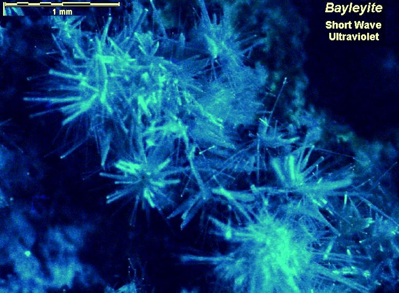 Large Bayleyite Image