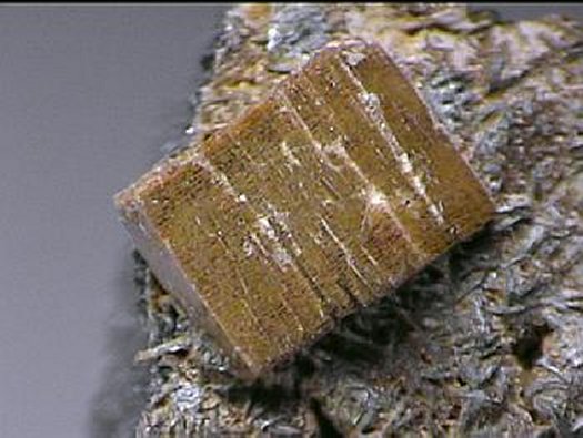 Large Pyrosmalite-(Fe) Image