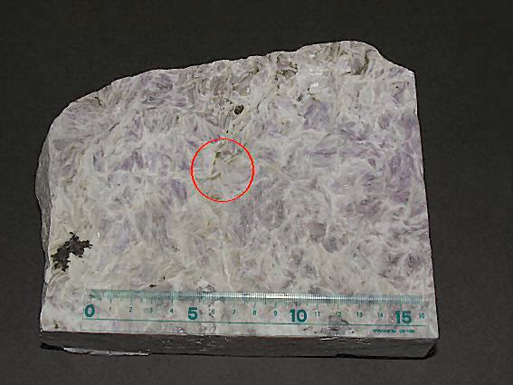 Large Clinozoisite-(Sr) Image