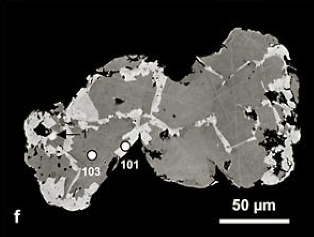 Large Tetraferroplatinum Image